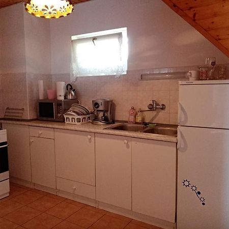 Отель Kekturas-Tora Nyilo Badacsonyi Privat Berlemeny Бадачоньтомай Экстерьер фото